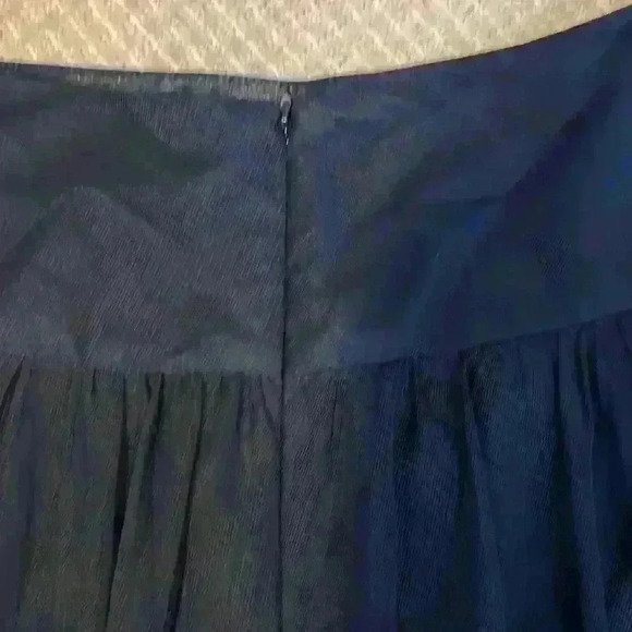 Embroidered boho peasant A-Line green and black gathered waistline size 8 skirt. - Picture 9 of 13